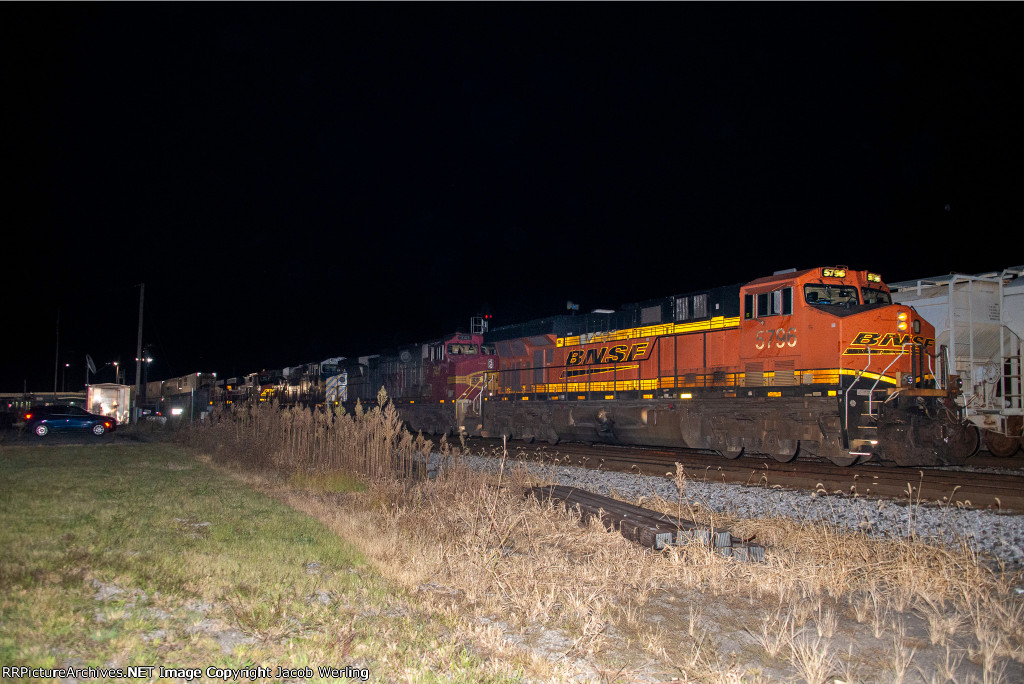 BNSF 5796